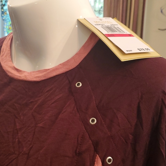 Nwt Michael kors top size small - Picture 2 of 3
